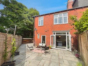 Rear elevation- click for photo gallery